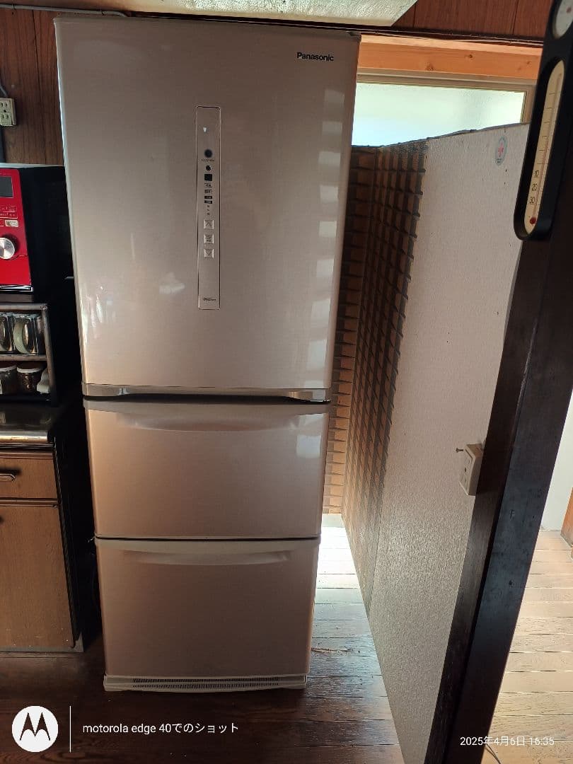 2020年Panasonic　冷蔵庫NR-C341C-N　ゴールド335L　右開