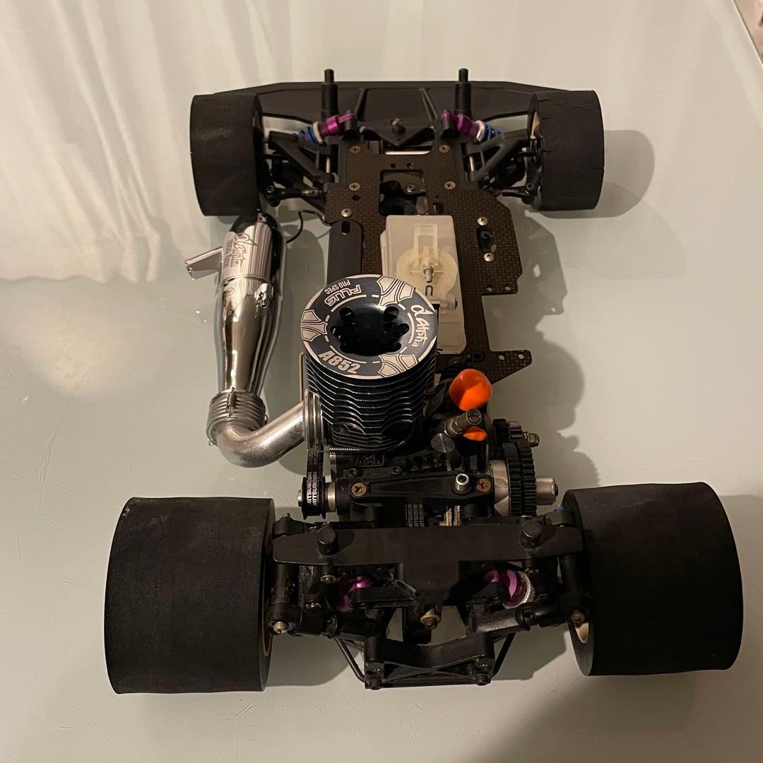 【新品未使用】 無限製機 1/8 4WD エンジンラジコンカー STING