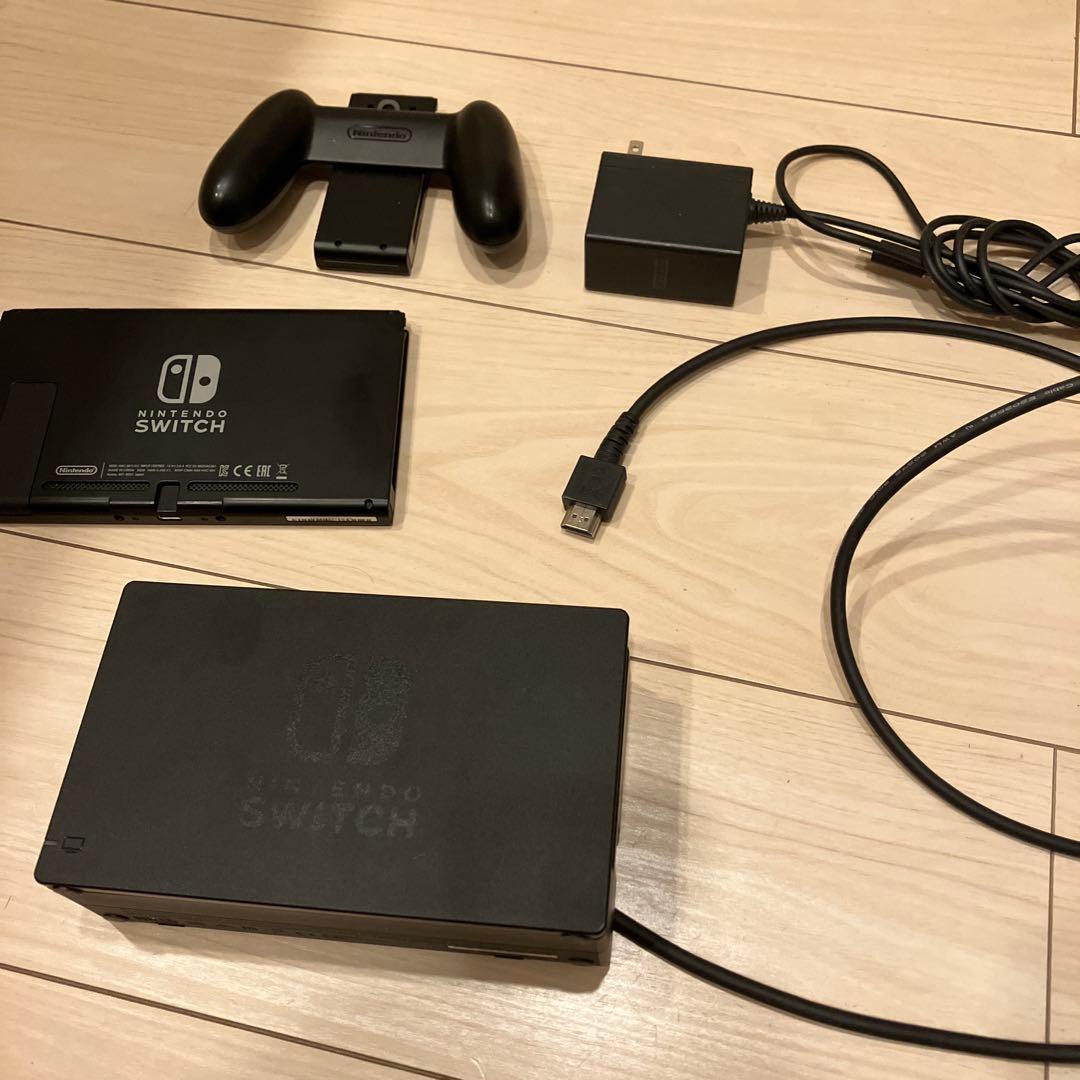 Nintendo Switch 本体 ジョイコン無し