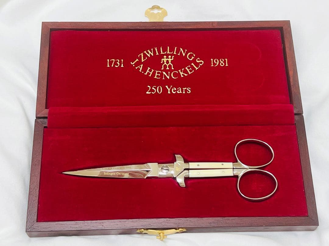 ■ZWILLINGS HA HENCKELS 250周年記年　ドイツ　ヘンケルス