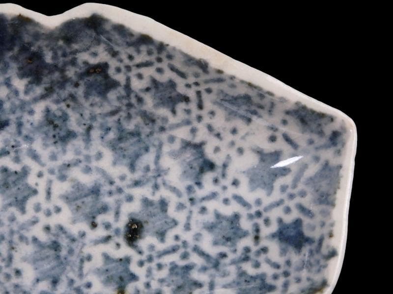 古伊万里　染付　型刷印判　幾何学文様　富士型変形皿　豆皿　F140AS-fbtc