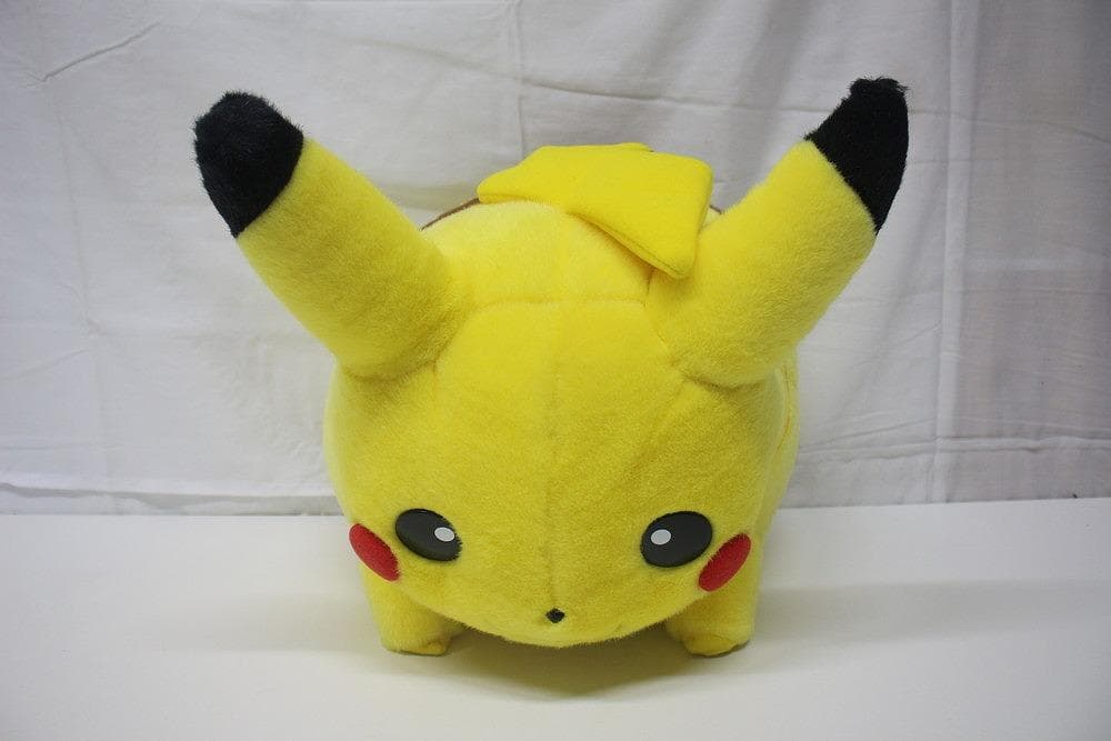 ◆トミー ポケットモンスター 等身大ピカチュウ 1／1 ぬいぐるみ　08119