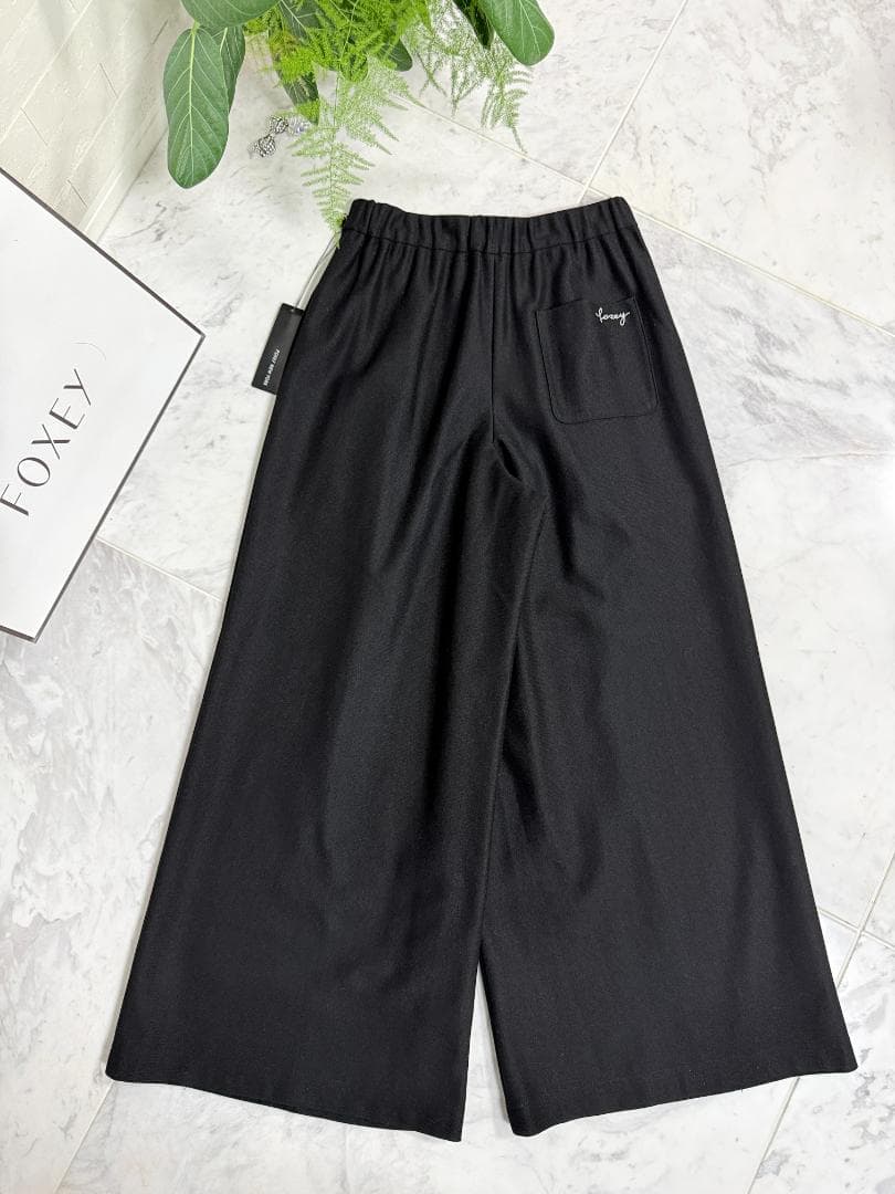 極美品★FOXEY/フォクシー アリーナキュロット ロゴ刺繍38 掲載商品