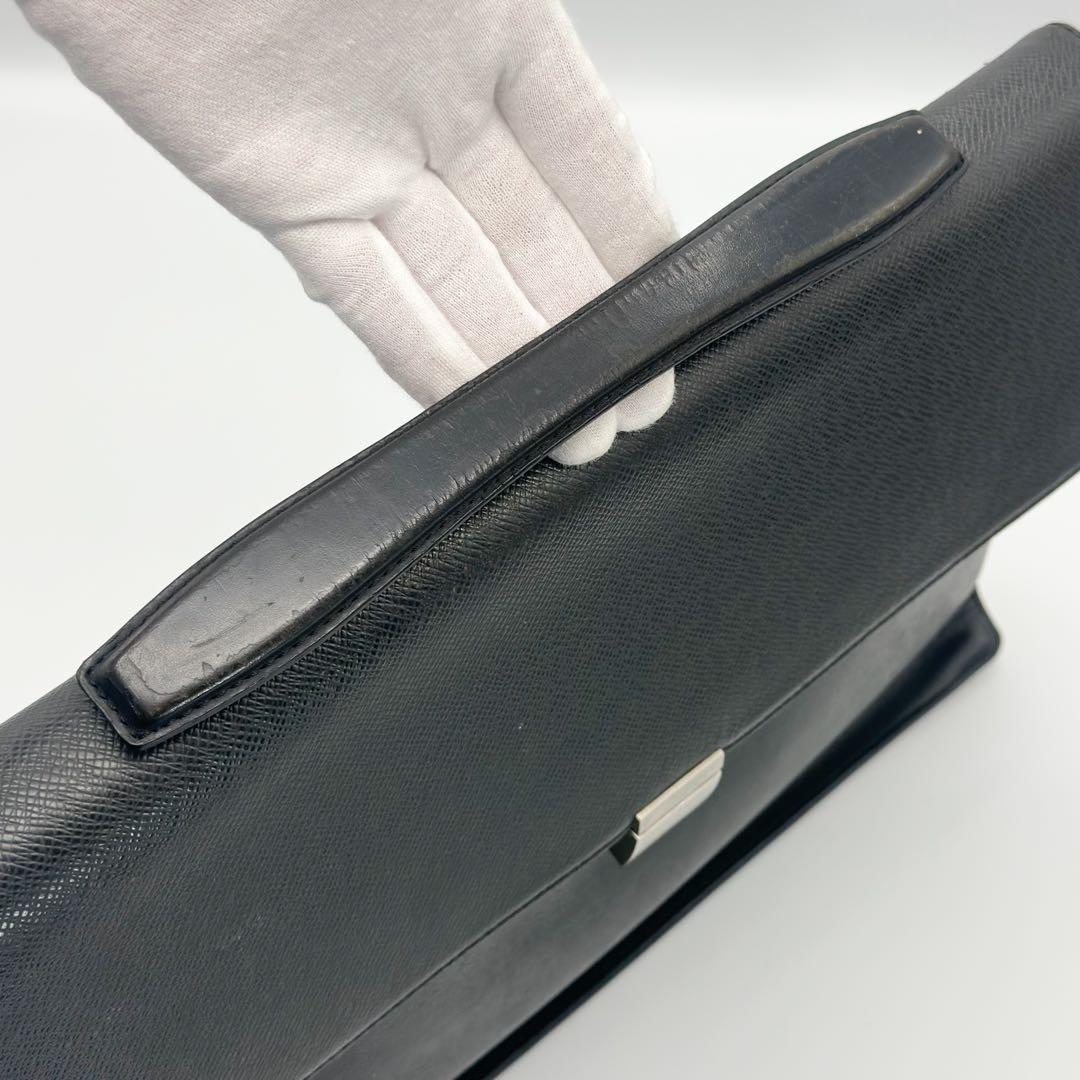 ルイヴィトン アンガラ タイガ ブリーフケース レザー ポルトドキュマン