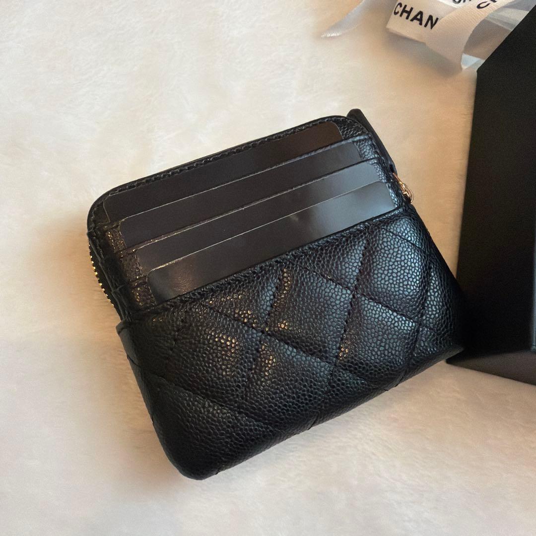 CHANEL シャネル クラシック ジップパース キャビアスキン