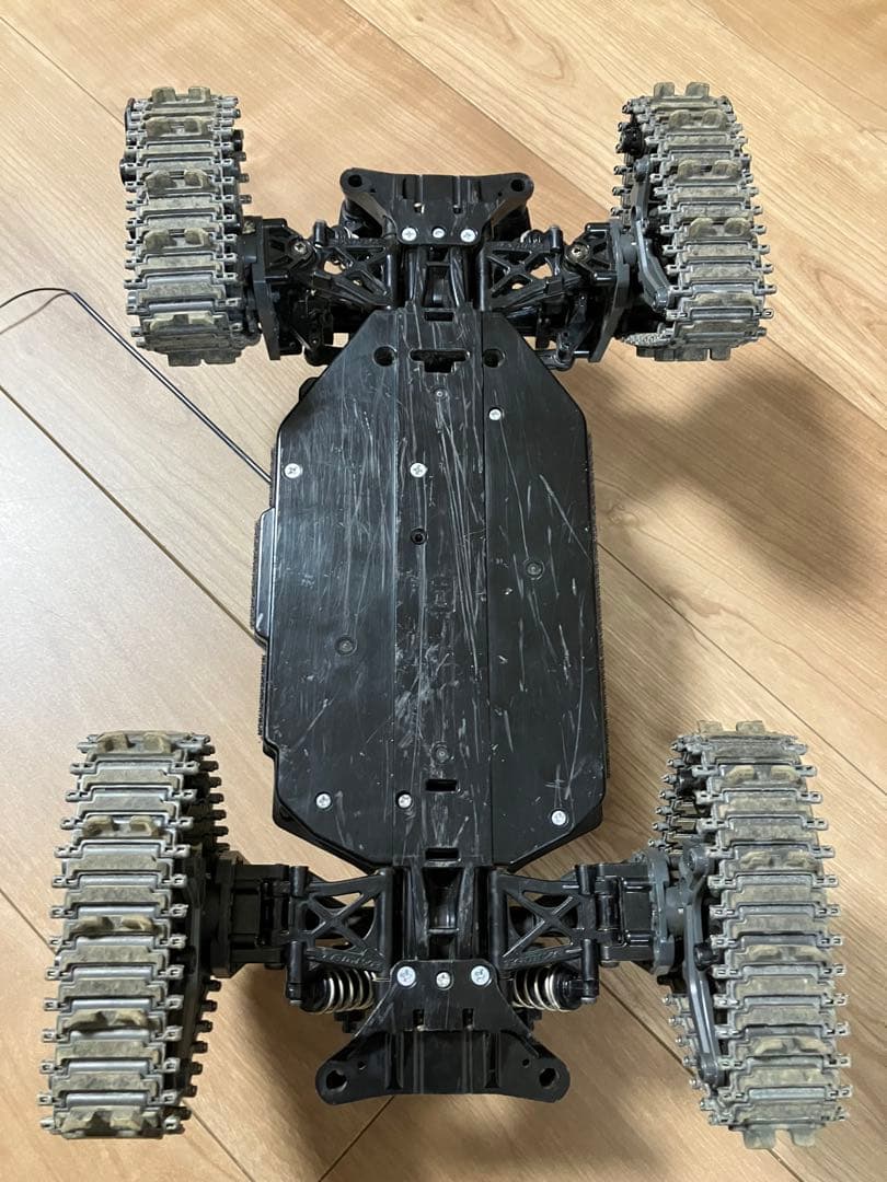 タミヤ　LandFreeder QUADTRACK ラジコンカー