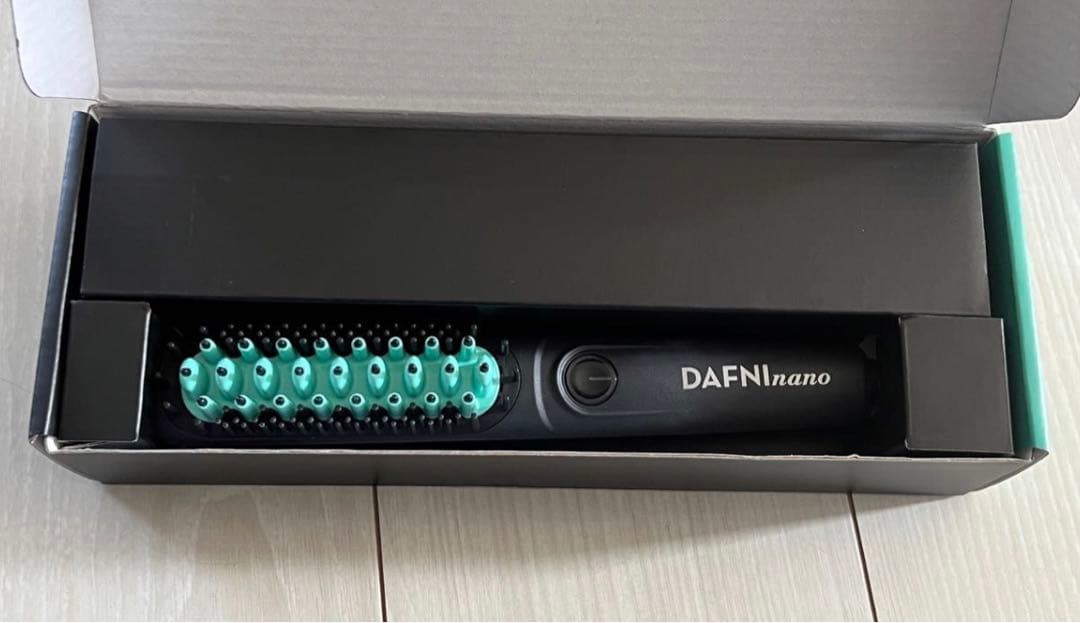 DAFNI nano ヘアアイロン　ヒートブラシ　超美品(グリーン)