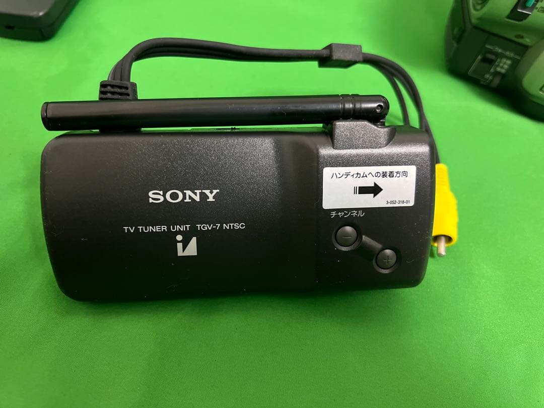 SONY 8mmテープビデオカメラ CCD-TRV825