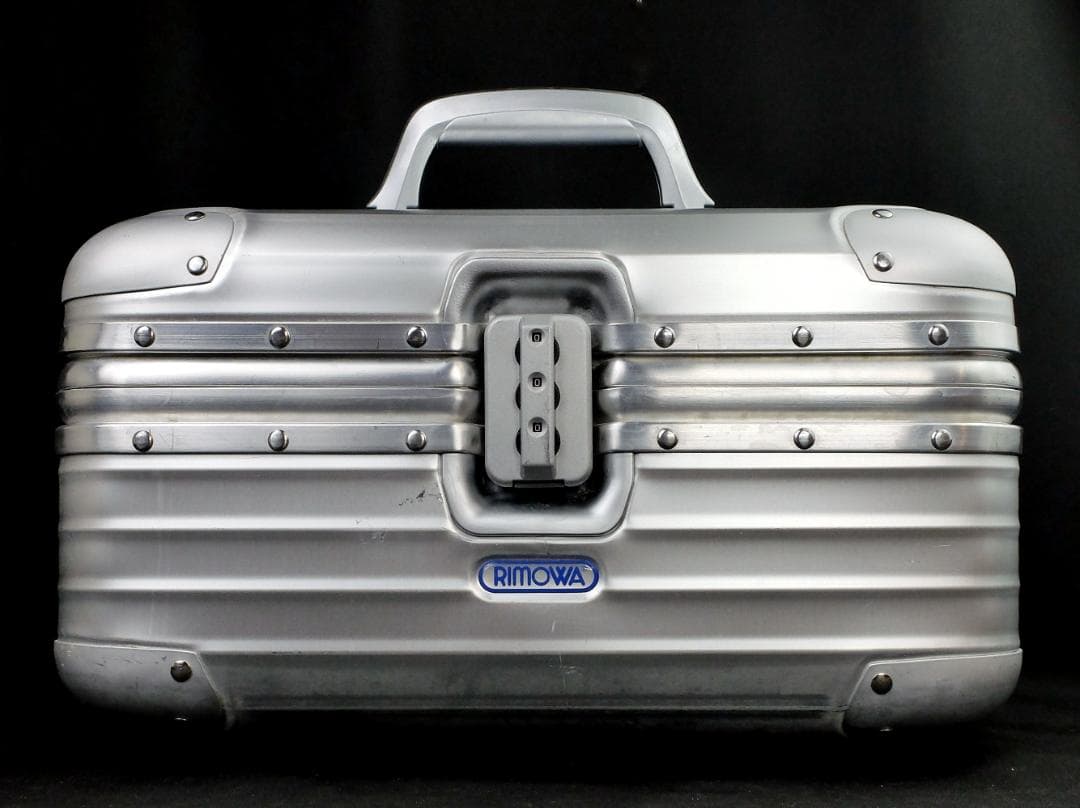 リモワ　928.38『TOPAS・トパーズ』ビューティーケース（1422）17L