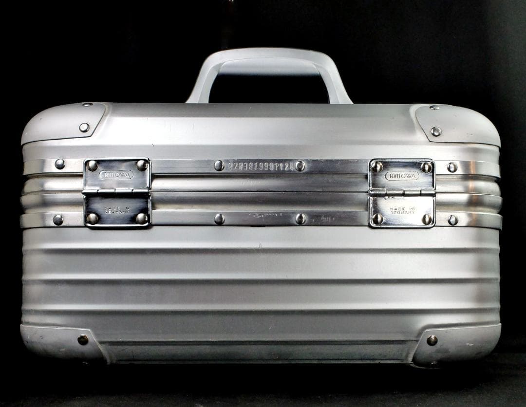 リモワ　928.38『TOPAS・トパーズ』ビューティーケース（1422）17L