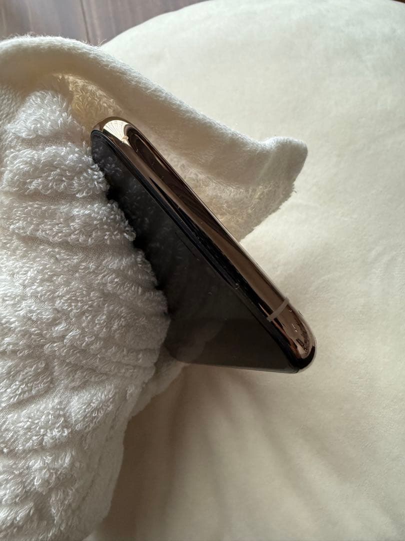 美品　Apple iPhone 11 Pro ゴールド 本体　256GB