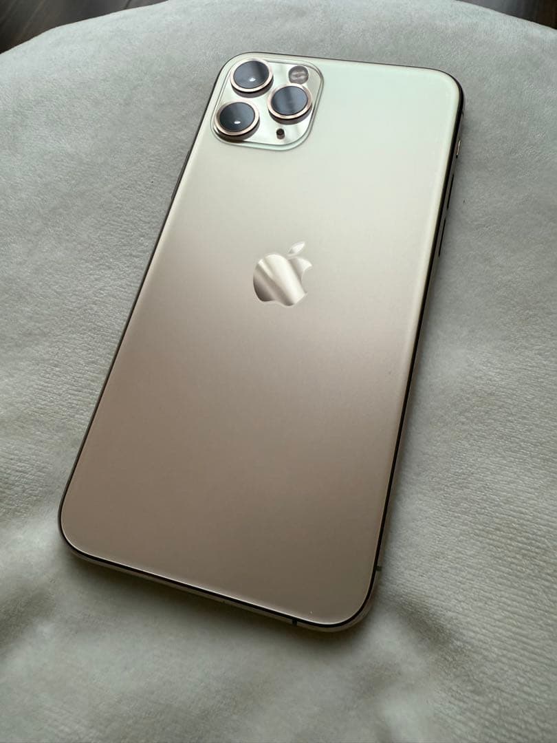 美品　Apple iPhone 11 Pro ゴールド 本体　256GB