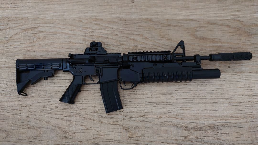 1/3スケール　ミニチュア　AR15