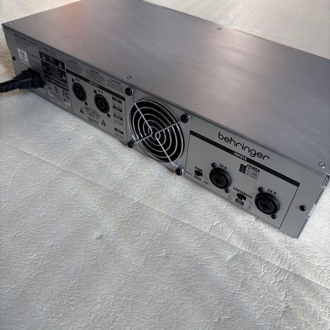 behringer i NUKE NU3000 パワーアンプ　動作確認済