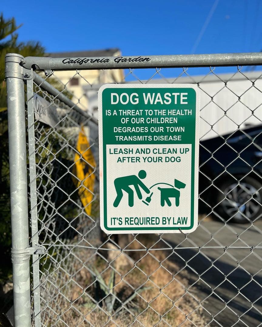 ロードサイン　犬看板　DOG WASTE