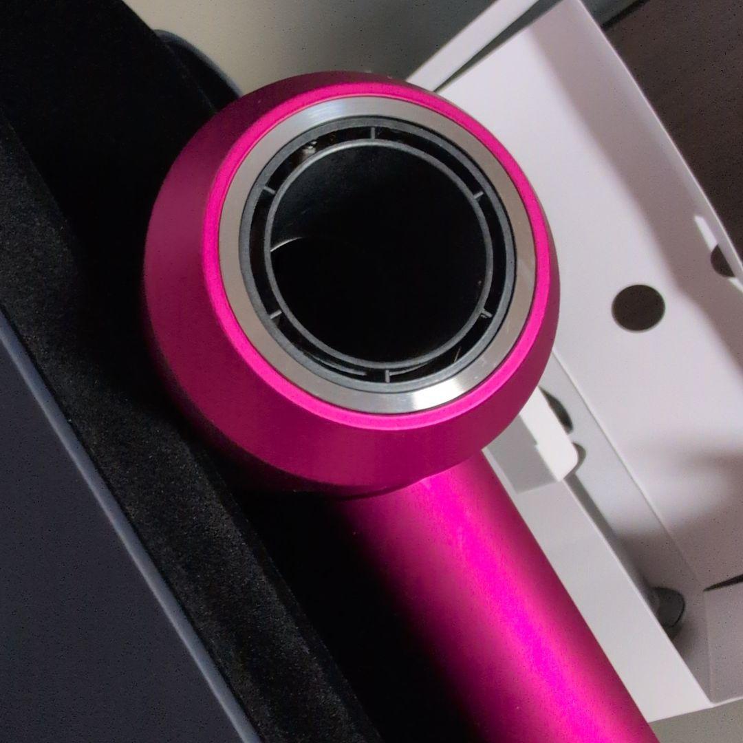 美品　ダイソン　ドライヤー　HD08ULFFFN アタッチメント未使用