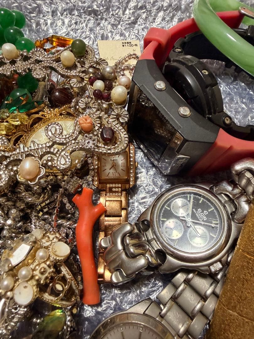 ブ*キ様 遺品整理 アクセサリー まとめ