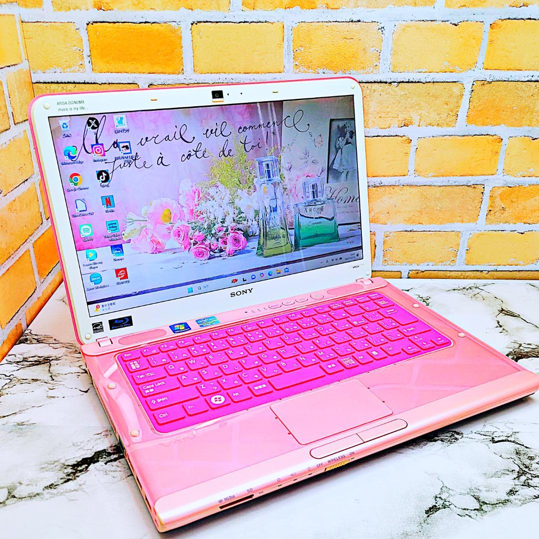 レアなスケルトンピンクノートパソコン❣️Core-i5☘️爆速SSD✨メモリ8G