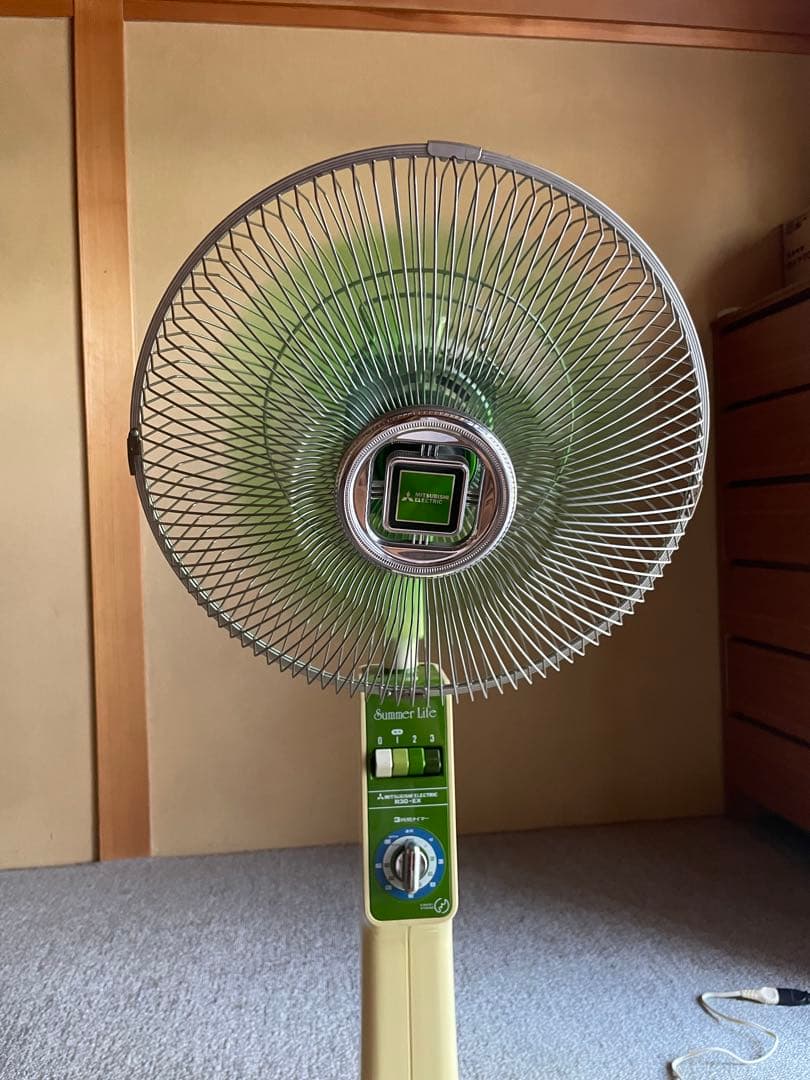扇風機　レトロ　美品　1982年製　三菱電機　MITSUBISHI R30-EX