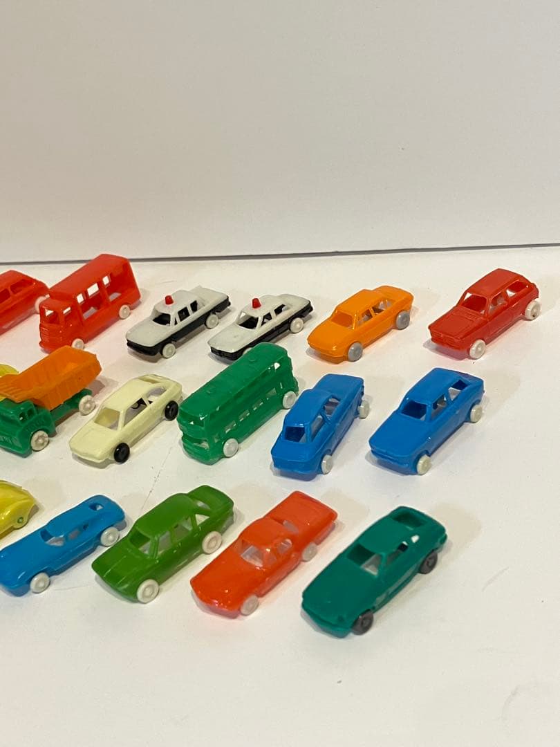 グリコのおもちゃ　ミニカー　グリコのおまけ　フェアレディZ チェリー　ルーチェ