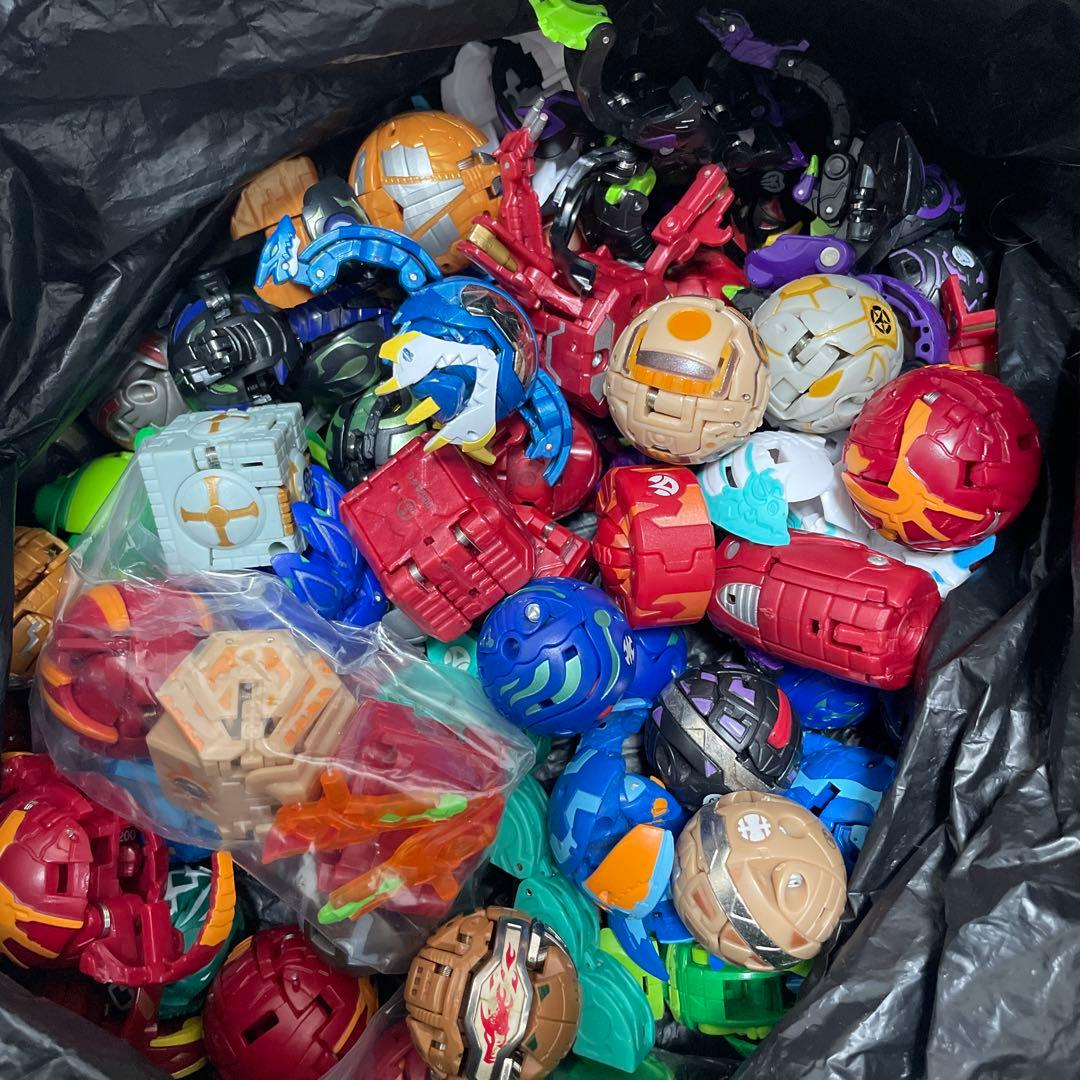 爆丸 ヘリオス ドラゴノイド 他 90個 まとめ売り