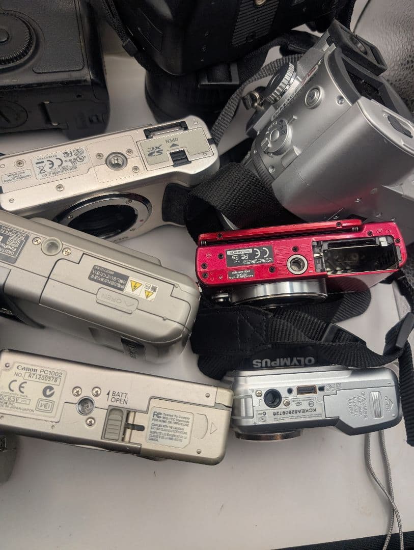 ジャンク デジタルカメラセット11台 Canon EOS 10D Olympus
