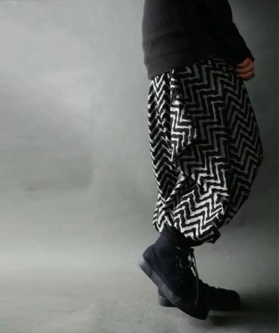 アンティカantiqua☆ドット柄切り替えサルエルパンツ☆変形 アシメントリー