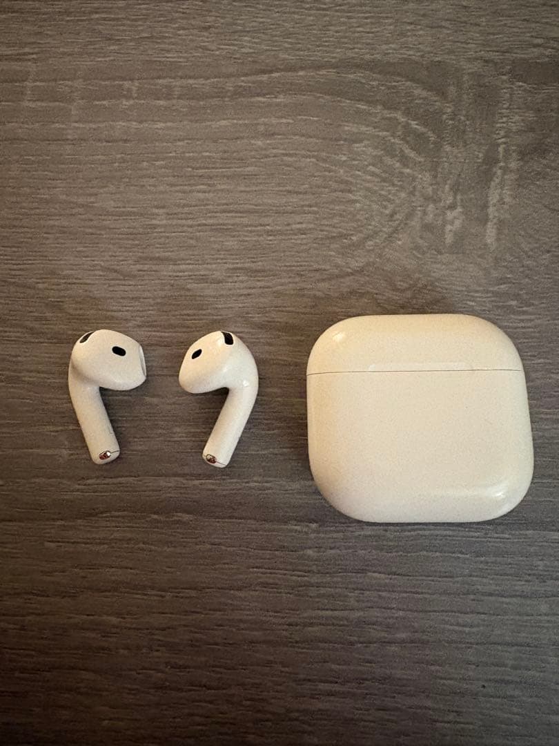 AirPods 第4世代（ノイキャンなし）