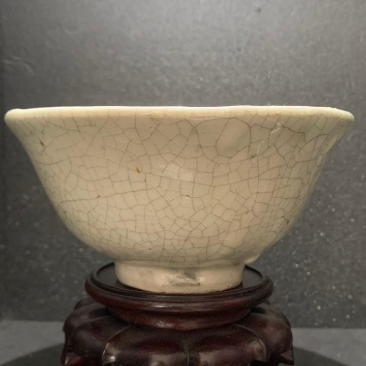 貫入の美しい 茶碗 李朝？ 茶道具