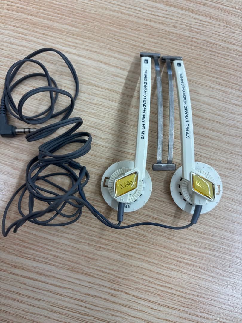 TOSHIBA Walky KT-AS10カセットプレーヤー　ウォークマン