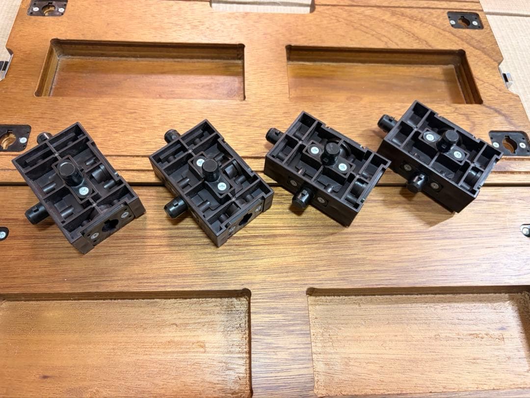 吉澤　アシストスツール　ブラウン　足台　補助台　ウォールナット