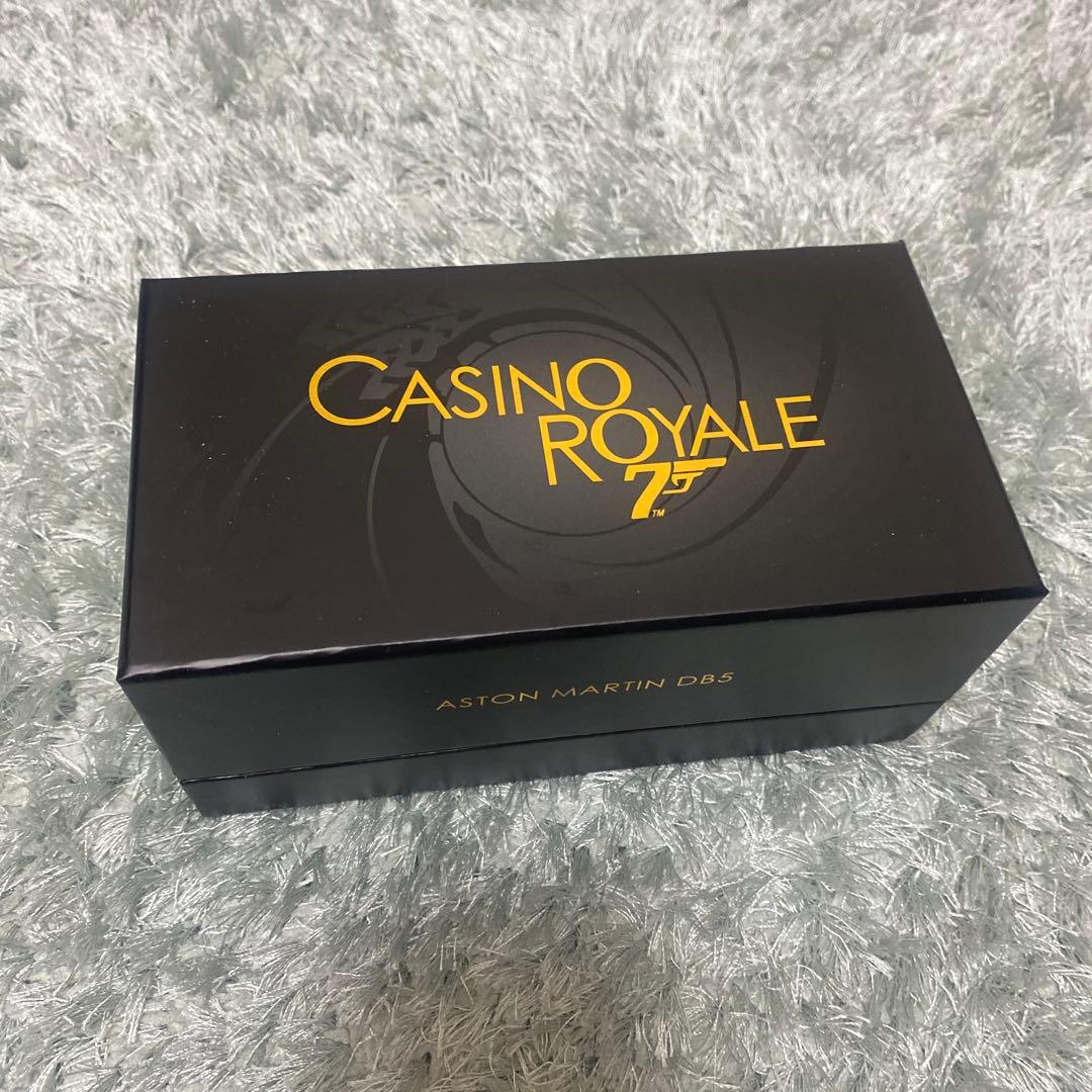 007 カジノロワイヤル　アストンマーティン　DB5