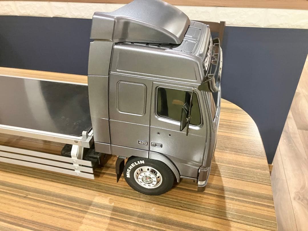 タミヤ 1/14 ボルボ FH12 トラック