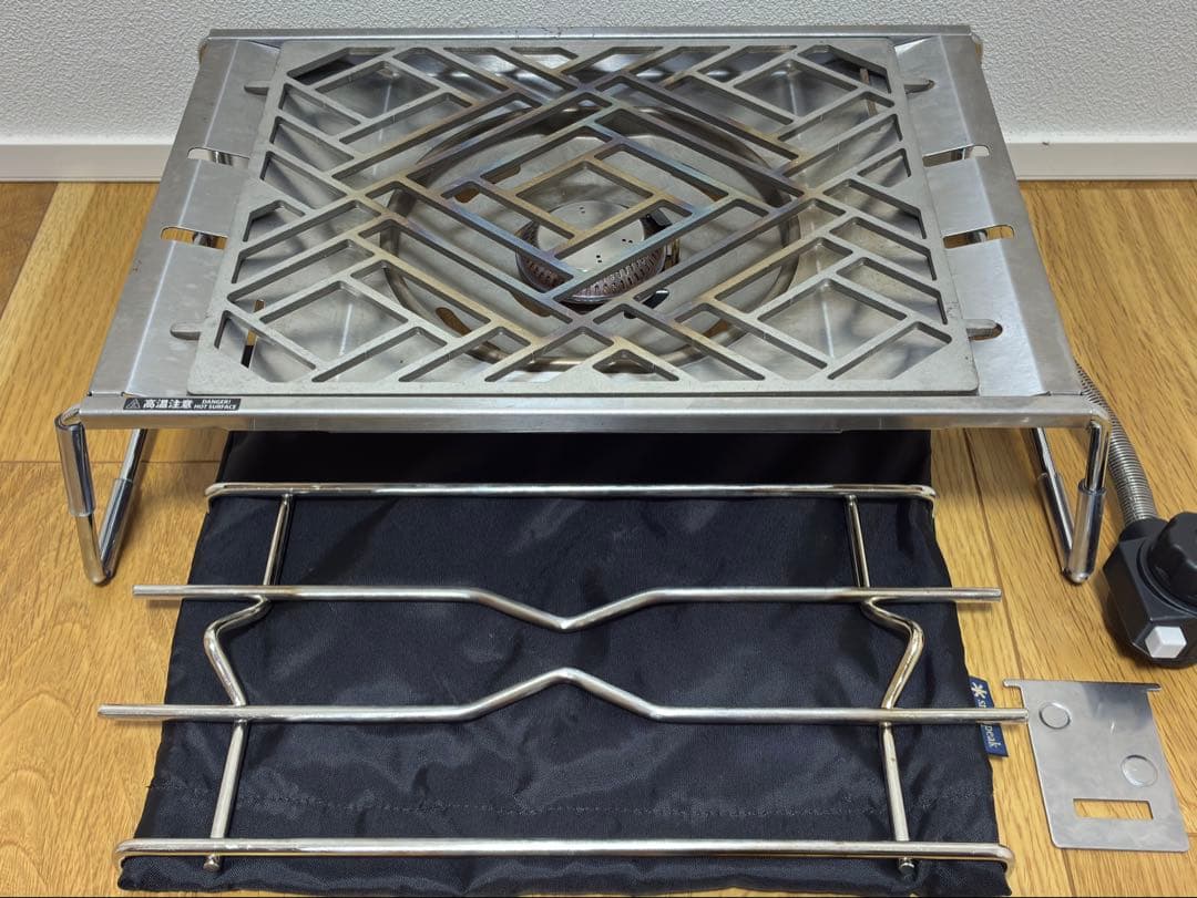 スノーピーク　フラットバーナー GS-450R、GRANDOOR　ステンレス五徳