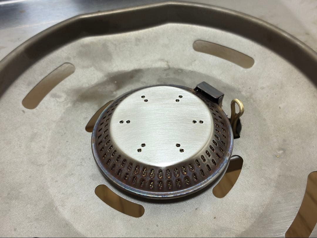 スノーピーク　フラットバーナー GS-450R、GRANDOOR　ステンレス五徳