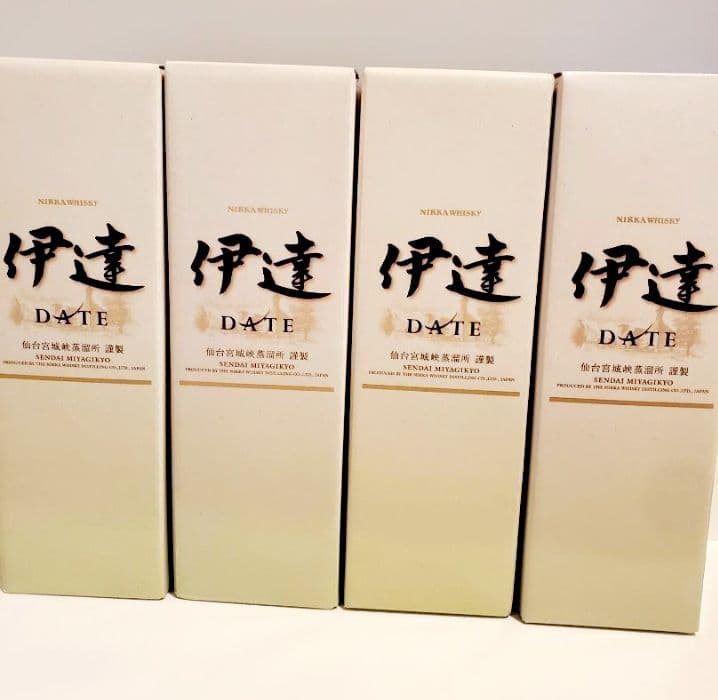 本日最終値下げ【送料無料】伊達　700ml　４本セット箱付き【ニッカ】