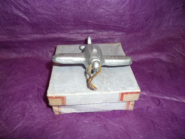 戦前 航空機型土鈴神風(超珍品)「 TOKYOーLONDON 記録飛行」趣味の会