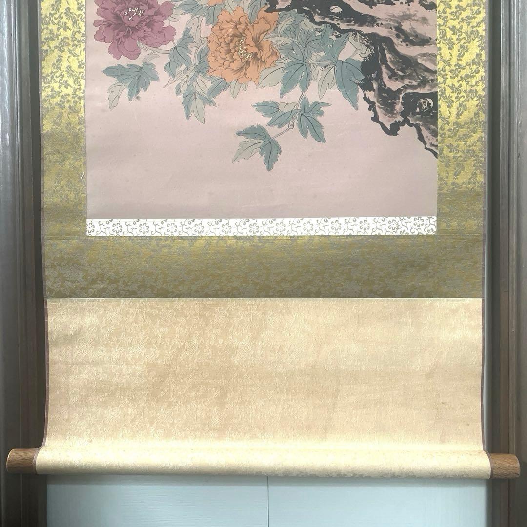 掛け軸　絹本掛軸　花鳥　牡丹　梅　在銘 落款 当時物 掛軸 錦雲　アンティーク