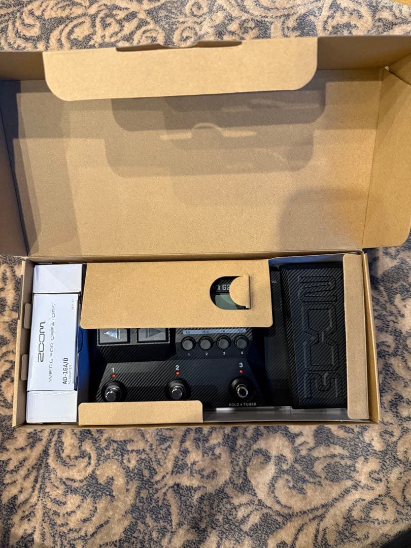 ZOOM G2X FOUR ギターエフェクター　美品