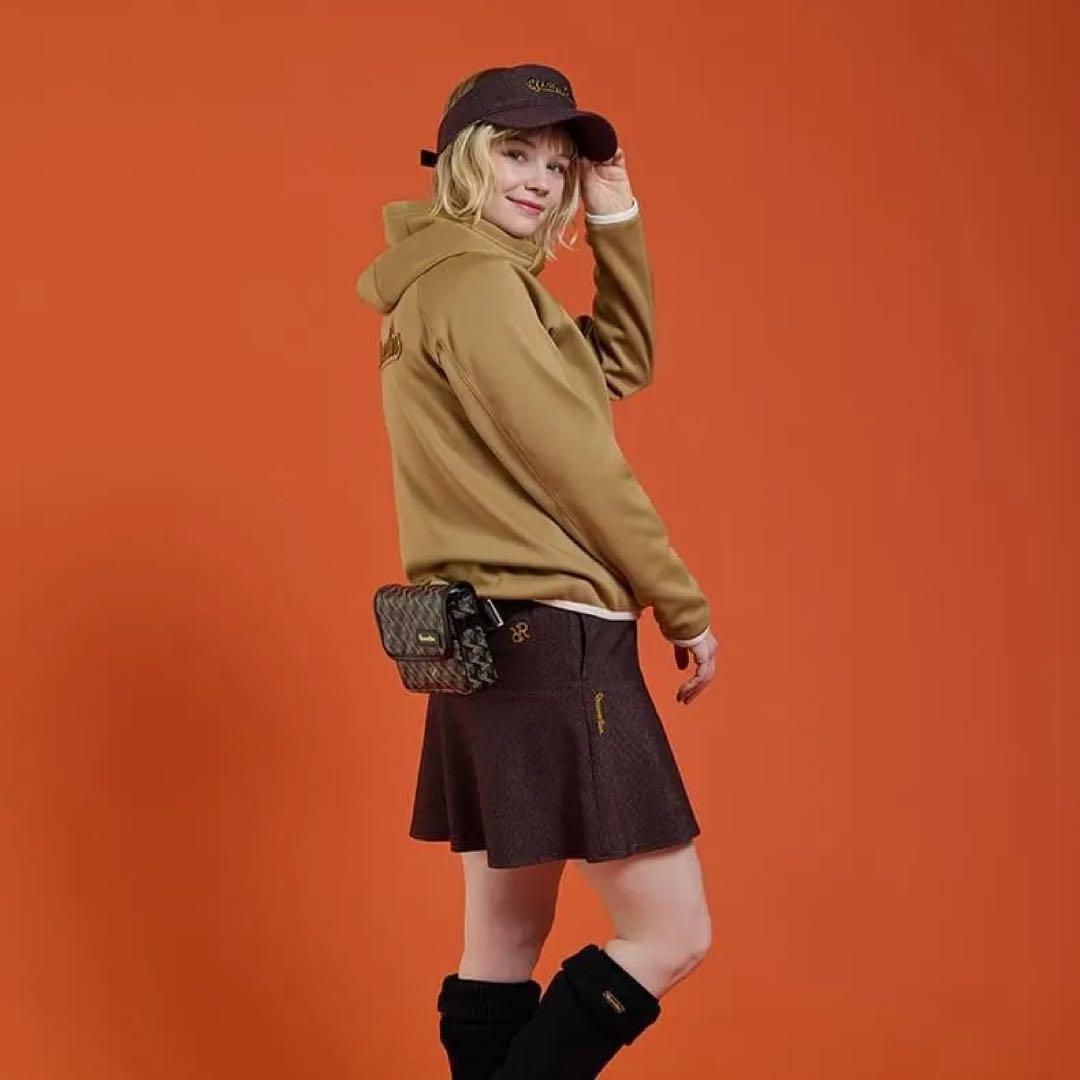 レザレクション　新品　Lサイズ キャメル　パーカー