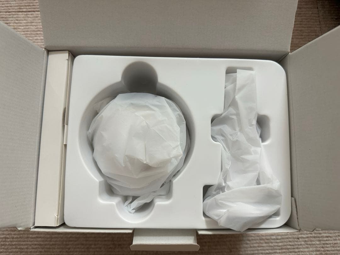 SwitchBot屋外カメラ(ソーラーパネル付き)未使用