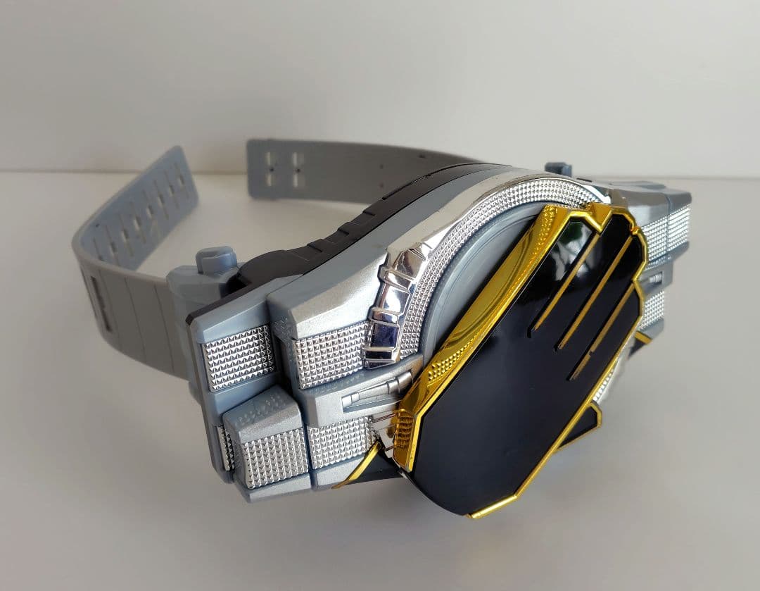 仮面ライダーウィザード　変身ベルト&リング&リングホルダー&フィギュア3体