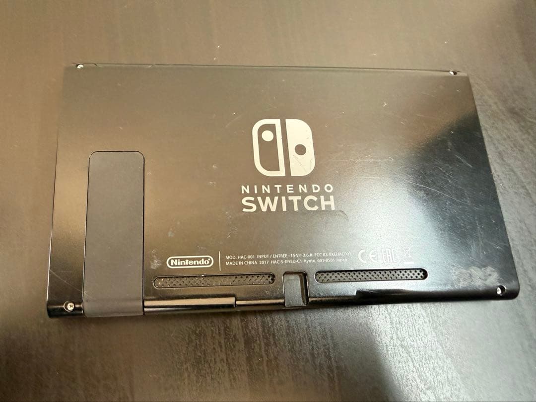 Nintendo Switch （初期）本体、ゲームカセット、付属品付き