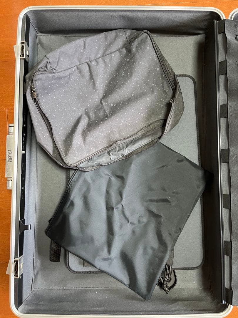 ゼロハリバートン　キャリーケース シルバー　ビンテージ