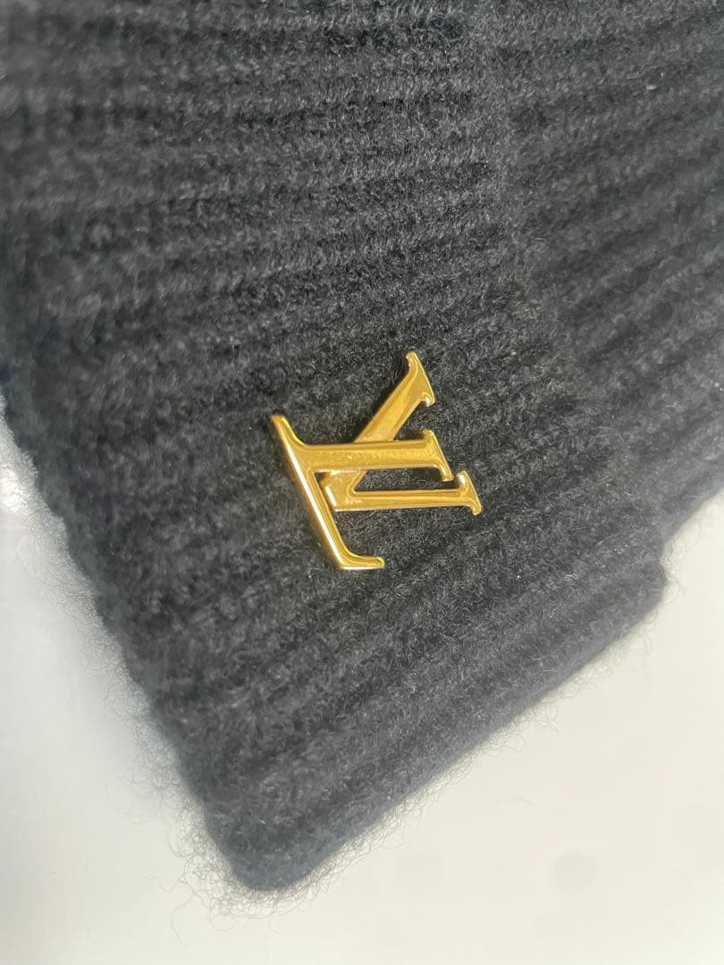 Louis Vuitton 黒 ニット帽