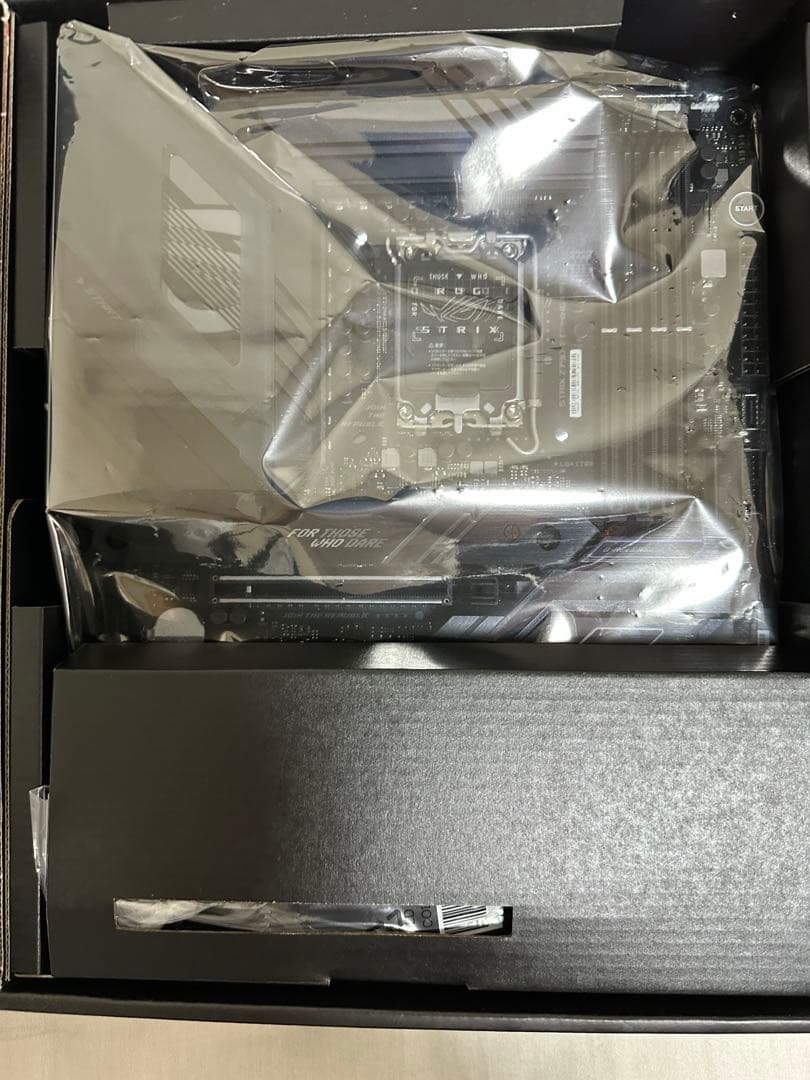 ROG STRIX Z790-F+ i9 13900k+ 64GBメモリ＋M.2