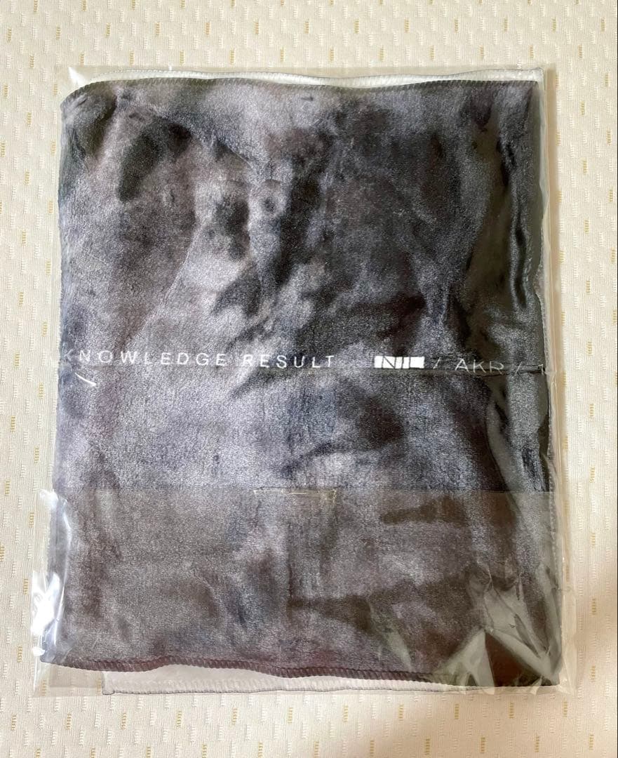 UVERworld ニルズ×AKR オリジナルTシャツセット 紙袋付属