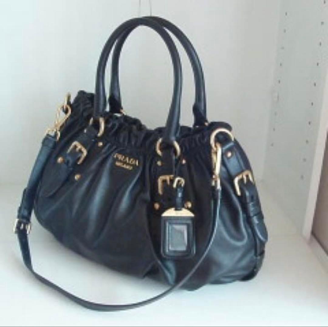 最終お値下げ！PRADA ショルダーバッグ