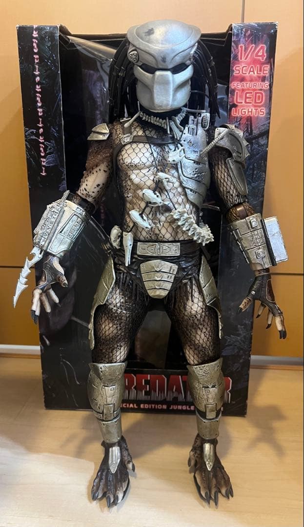 NECA 1/4 プレデター ジャングルハンター
