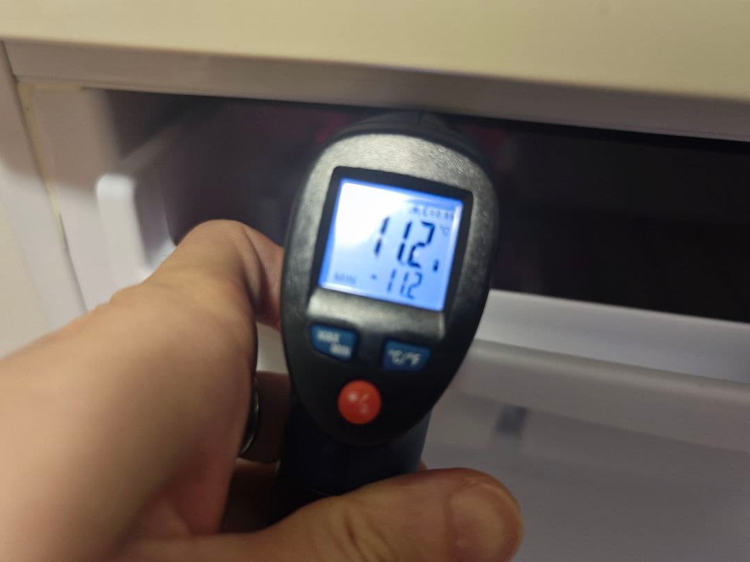 【送料込み】SHARP 冷蔵庫 137L SJ-DA14D-W 2018年製